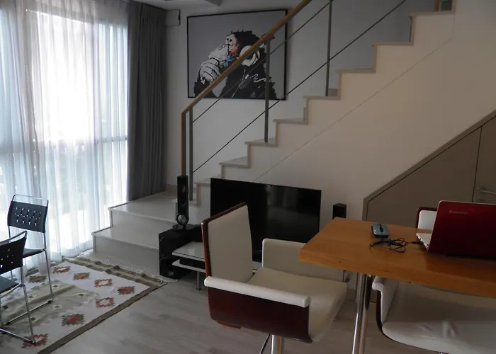The Skyhouse Duplex - Luxury Apartment Bangkok