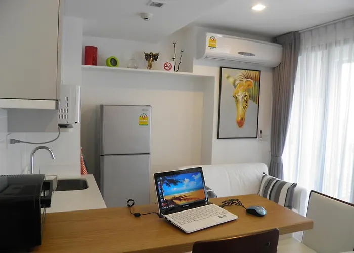 The Skyhouse Duplex - Luxury *
